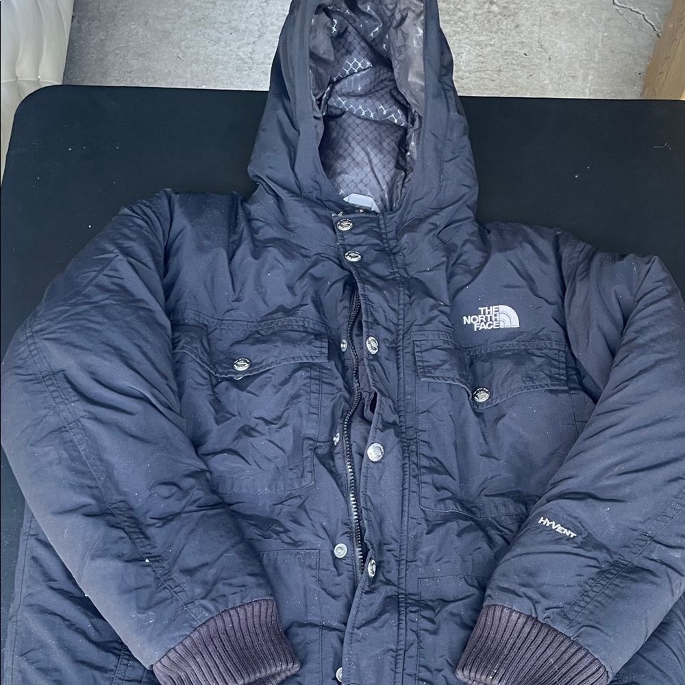 The North Face boys xl Black Puffer Jacket